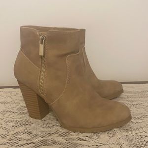 Lightly used cashmere coloured booties.